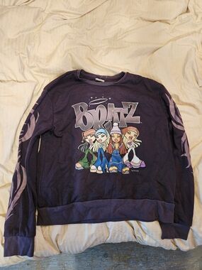 Bratz Graphic Pullover Sweater - Purple